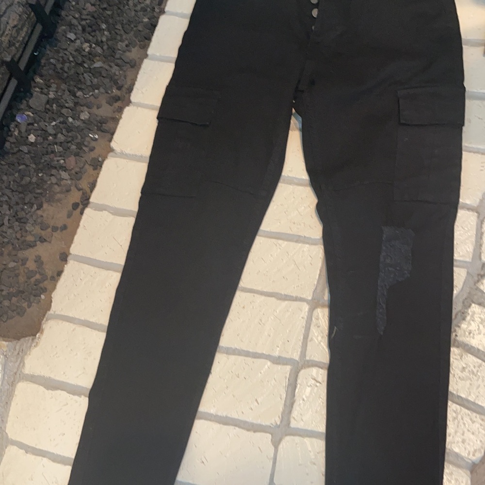 black ripped jeans brand new tried on once size 32